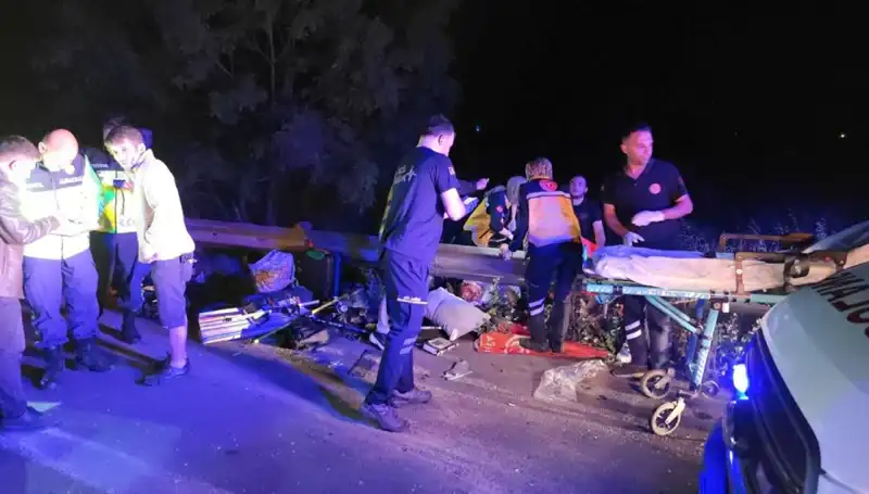 Minibüsten Savrulan Yolcuların Şaşırtan Kazası ve Sonrası