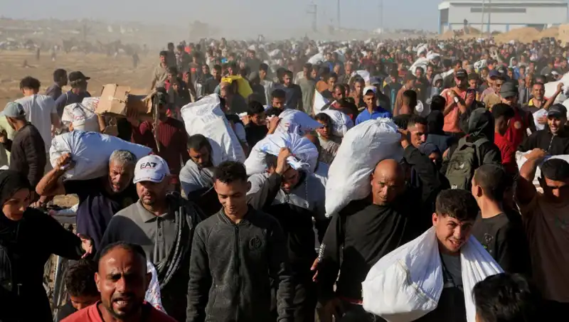 İsrail Ordusu, Han Yunus’a Kuşatma: 15 kilometrelik Koridor Açıldı