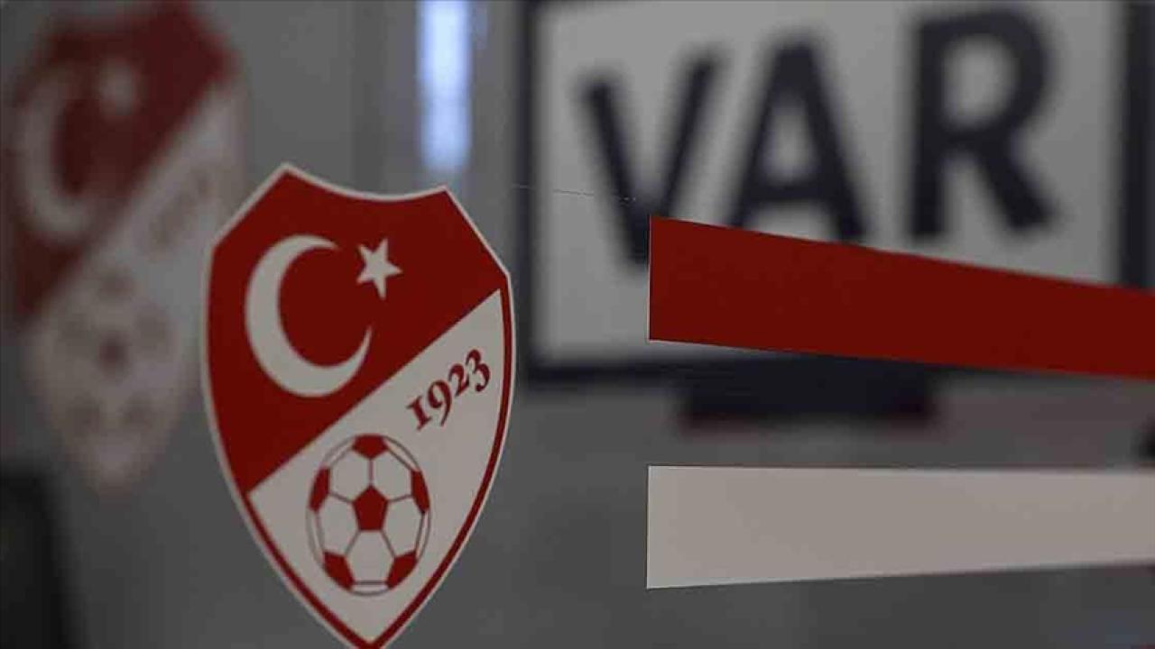 TFF, Süper Lig'de yabancı VAR hakemlerine izin verdi.