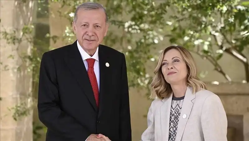 İstanbul'da Akdeniz Zirvesi: Erdoğan, İtalya ve Libya Başbakanlarıyla Buluşacak