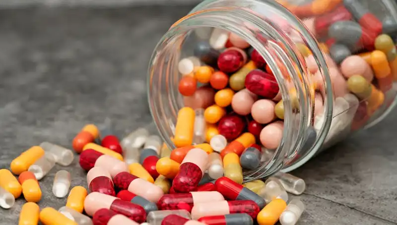 Bilim İnsanları Yeni Bir Doğal Antibiyotik Keşfetti: Mikroplara Karşı Hücrelerin Gizli Silahı
