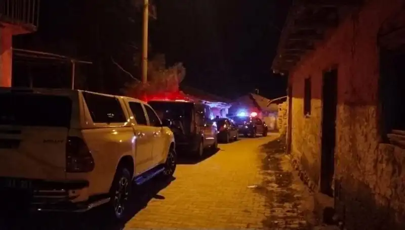 Oğlu Tarafından Katledilen Adam Toprağa Verildi: Detaylar Duygulandırdı