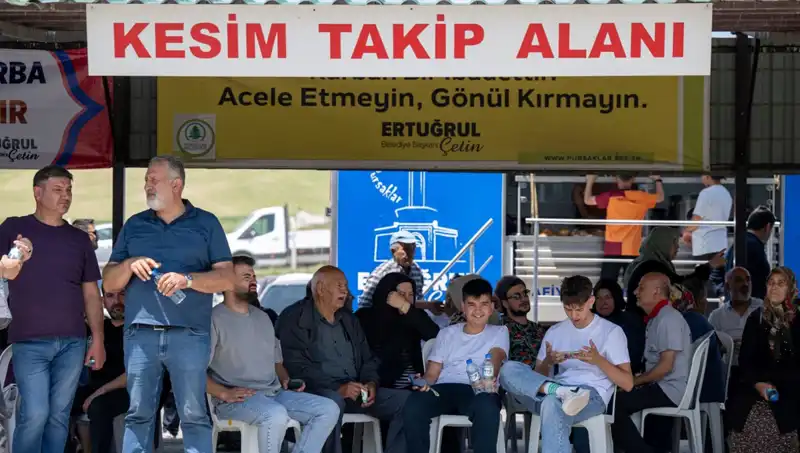 Ankara’daki Kurban Pazarlarında Hareketlilik: Alıcılar ve Satıcılar Bir Araya Geliyor