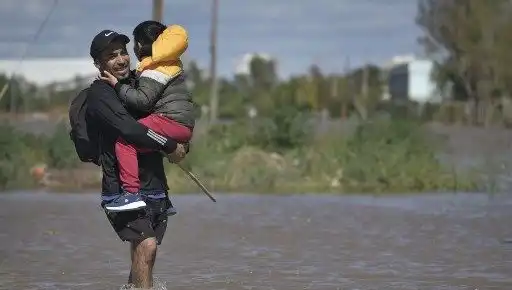 Arjantin'deki Sel Felaketi: Hayatını Kaybedenlerin Sayısı 13 Olmaya Ulaştı