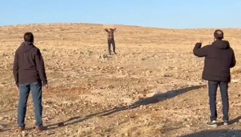 Jandarma ve MİT’ten Başarılı Operasyon: Terörist Teslim Oldu!