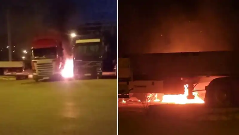 Park Halindeki Tırları Korkunç Yangınla Ateşe Verdiler!