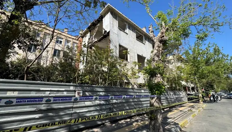 Bakırköy'de Metruk Binanın Çökme Olayı: Deprem Etkisi Nedir?