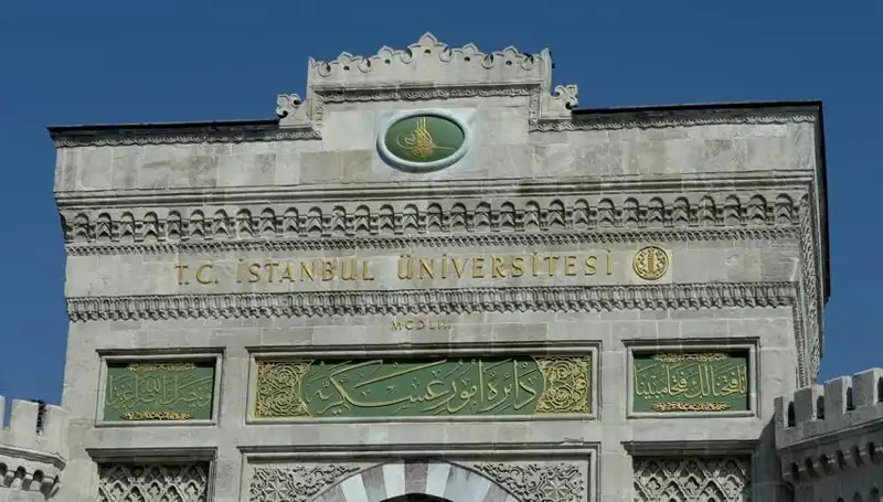 AUZEF Bahar Dönemi Kayıt Yenileme Süresi Uzatıldı mı? Öğrencileri Neler Bekliyor?
