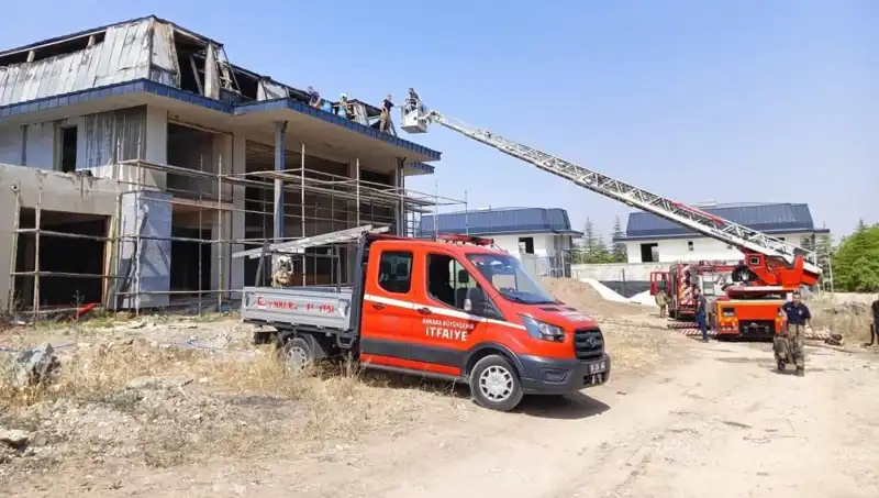 Ankara Gölbaşı'nda Villalar Arasında Yangın Paniği: Neler Yaşandı?
