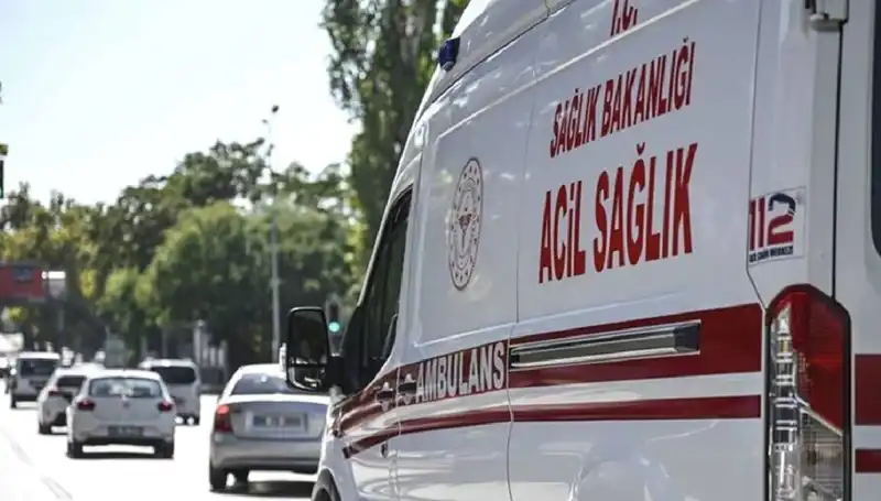 Böcekten Kurtulmak İçin Mangalda Pul Biber Yaktı, Apartman Boşaltıldı!