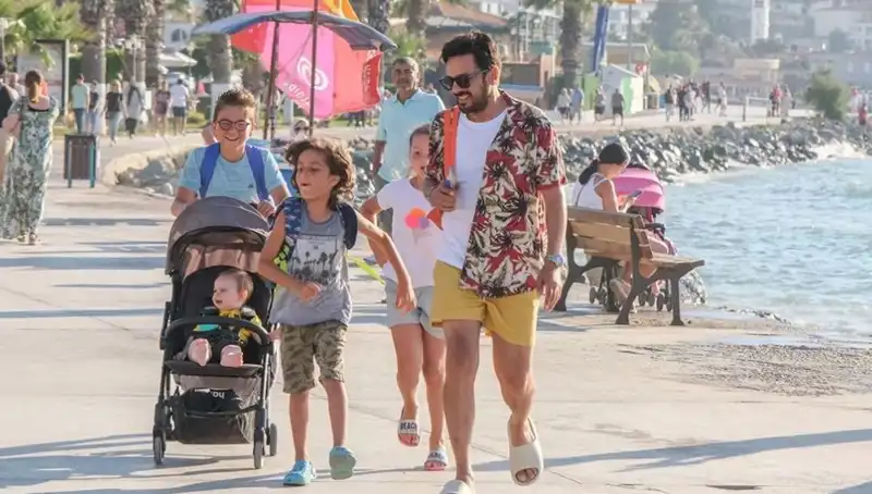 "Ne Olacak Halim" Filminin Gizemli Dünyası: Oyuncuları ve Hikayesi Neler Sunuyor?