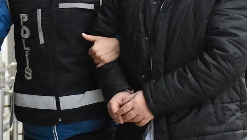 Sosyal Medyada Kadın Profiliyle Yapılan 500 Milyonluk Dolandırıcılık Olayı