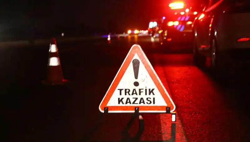 Şanlıurfa'da Zincirleme Kaza: Yedi Kişi Yaralandı, Olay Anı Kamerada!