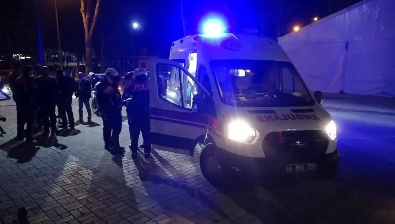 İki Grup Arasında Parkta Silahlı Kavga: Güvenlik Önlemleri Artırıldı