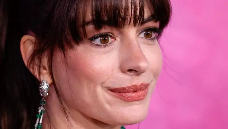 Hollywood'un Şaşırtıcı Estetik Trendi: Ölü İnsan Derisi Enjeksiyonu