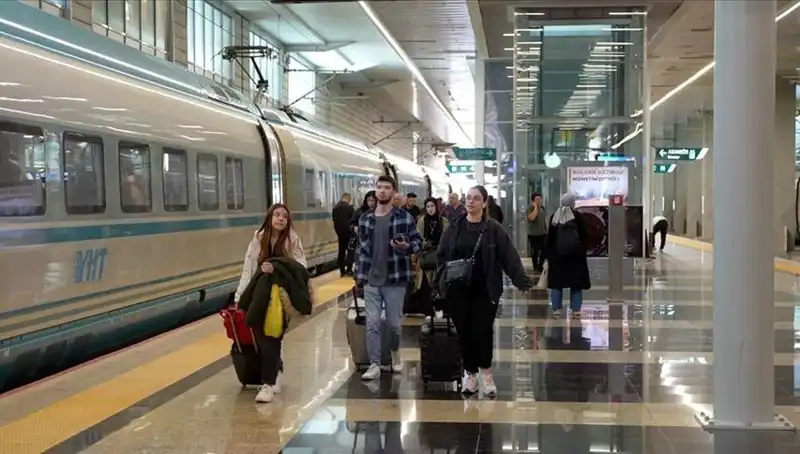 Yüksek Hızlı Trenlerde Ek Sefer Düzenlemesi: Hızla Büyüyen Talep İçin Yeni Adımlar