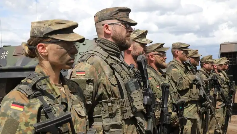 Almanya, Rusya Sınırına Asker Gönderiyor: Stratejik Bir Hamle Mi?