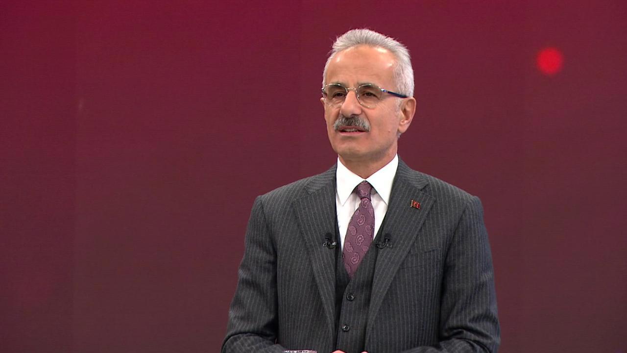 Bakan Uraloğlu: Bu Yıl Sosyal Medya Düzenlemesi Yapılacak