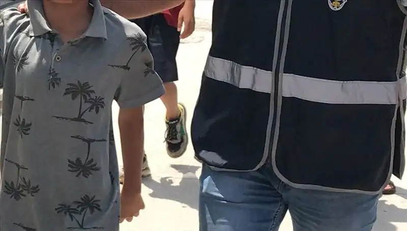 Türkiye’de 612 Bin Çocuk Suça Sürükleniyor: Nedenleri ve Çözüm Yolları