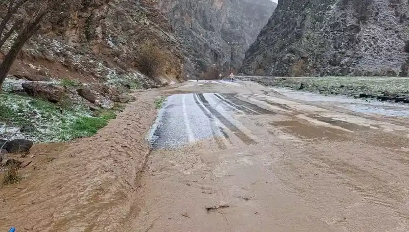 Tunceli'de Dolu ve Sağanak: Doğanın Gücüne Tanıklık Ettik