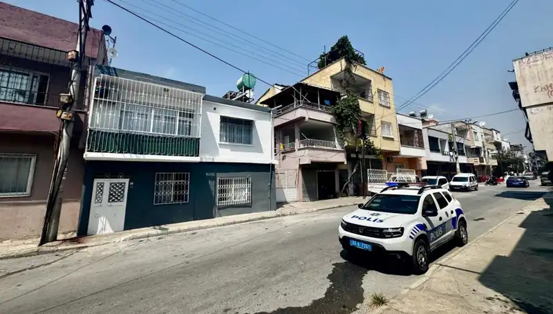 Silah Sesleriyle Gelen Korkunç Bulgu: Anne ve Kızın Cesetleri Ortaya Çıktı