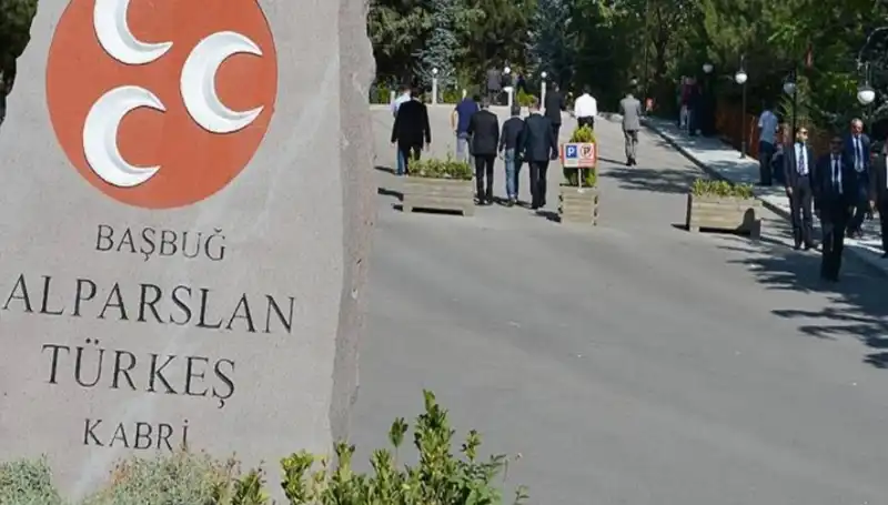 Alparslan Türkeş'in Vefatının 28. Yılı: Anısına Dikkat Çeken Hatıralar