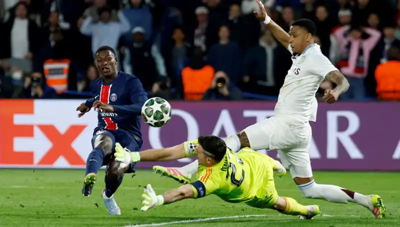 UEFA Şampiyonlar Ligi Rövanşları: Aston Villa ve Dortmund'un İnanılmaz Mücadelesi