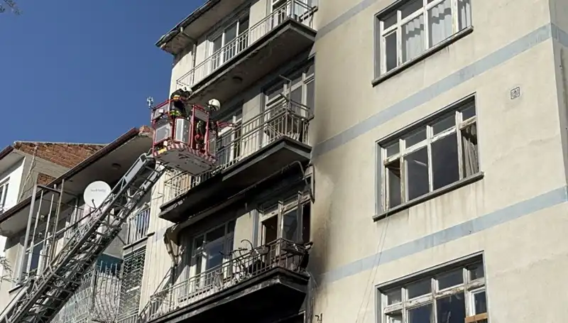 Konya'daki Yangında İki Küçük Çocuğun Hayatını Kaybetmesi İle Yürekler Dağıldı
