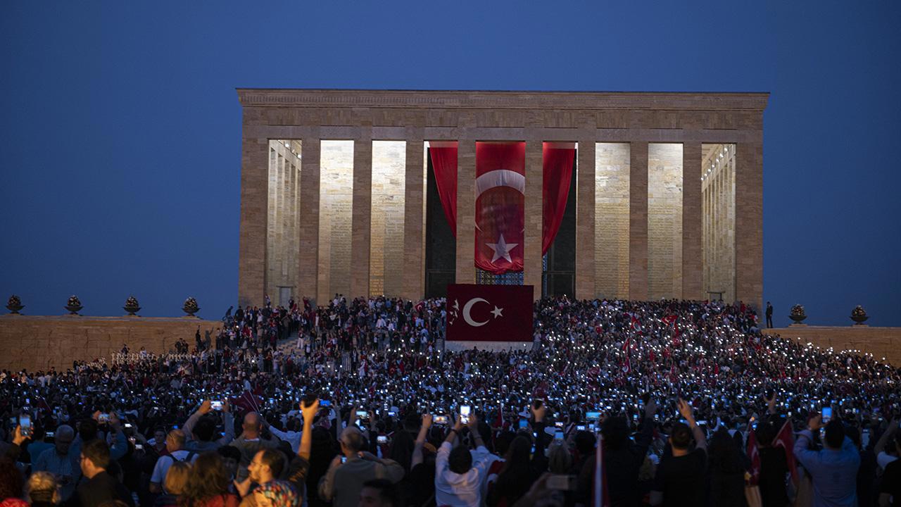 Anıtkabir 2024'te Rekor Ziyaretçi Sayısına Ulaştı!