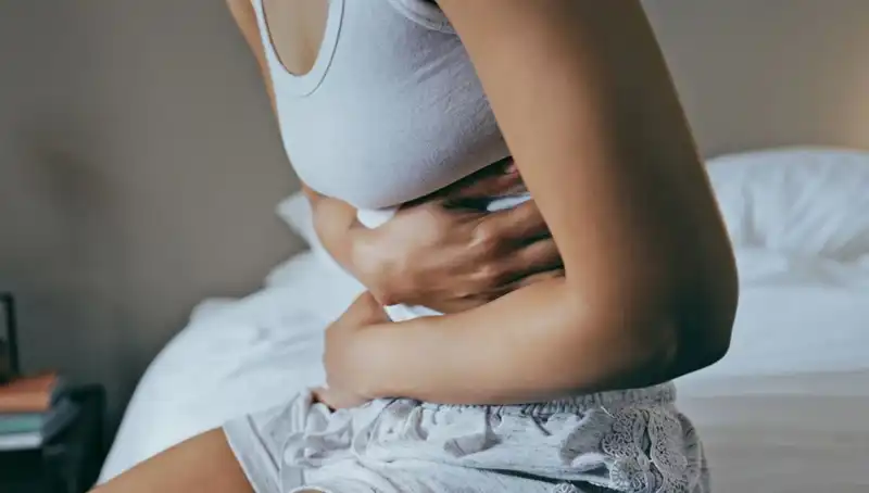 22 Yaşında Bağırsak Kanseri Teşhisi: Genç Yaşta Dikkate Alınması Gereken Belirtiler