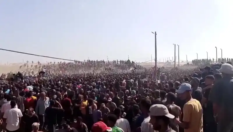 İsrail’in Filistinli Yardımseverlere Saldırısı: 30 Can Kaybı!