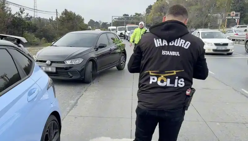 Emniyet Şeridini İhlal Eden Sürücü, Altında Yatan Gerçeklerle Şaşırttı